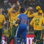 T20 WORLD CUP में रुका भारत का विजयरथ, साउथ अफ्रीका ने 76 रनों से रौंदा