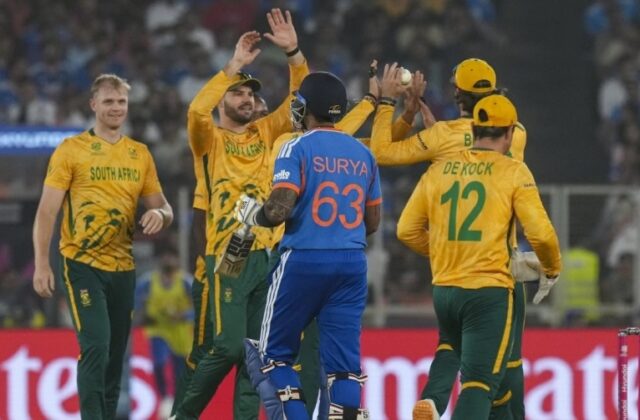 T20 WORLD CUP में रुका भारत का विजयरथ, साउथ अफ्रीका ने 76 रनों से रौंदा